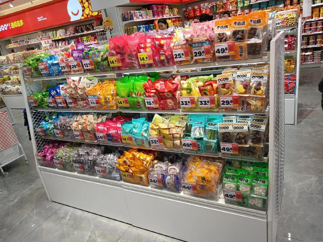 零食有鸣汇发广场店焕新升级 一站式零食与日用百货购物新体验